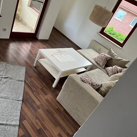 Apartment Biete Schöne Im Herzen Von *