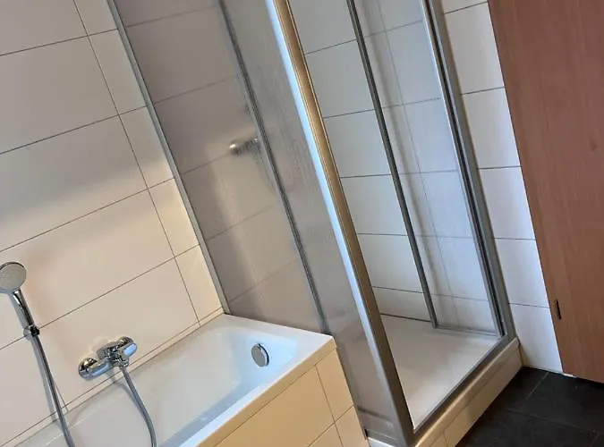 Biete Schoene Im Herzen Von Lägenhet *